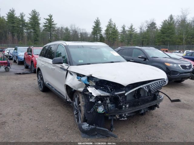 Lincoln Aviator Reserve Image 1