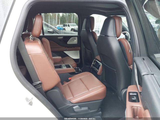 Lincoln Aviator Reserve Image 4