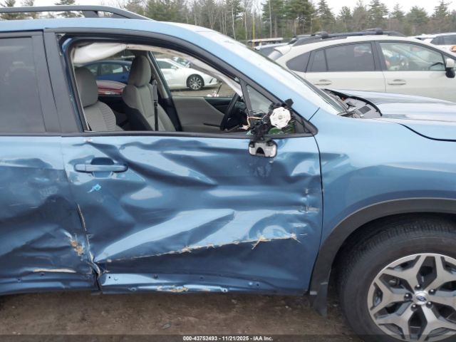 Subaru Forester Premium Image 13