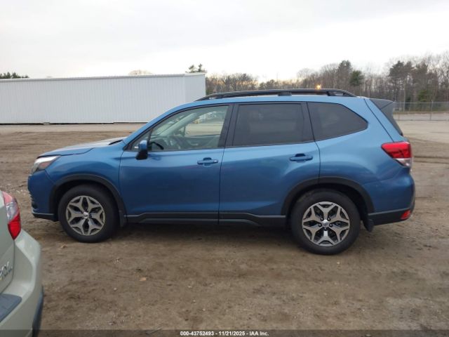 Subaru Forester Premium Image 4