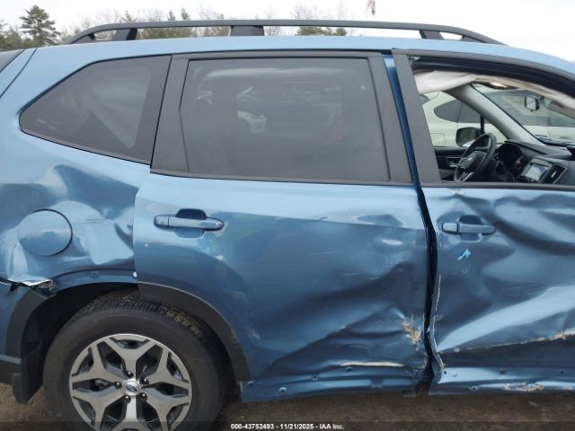 Subaru Forester Premium Image 9