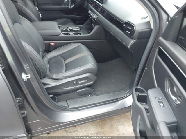 Honda Pilot Touring Image 7