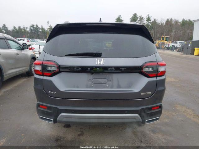 Honda Pilot Touring Image 8