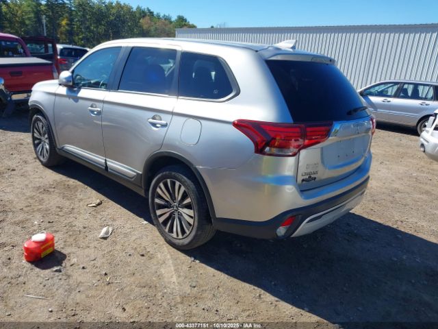 Mitsubishi Outlander Se Image 8