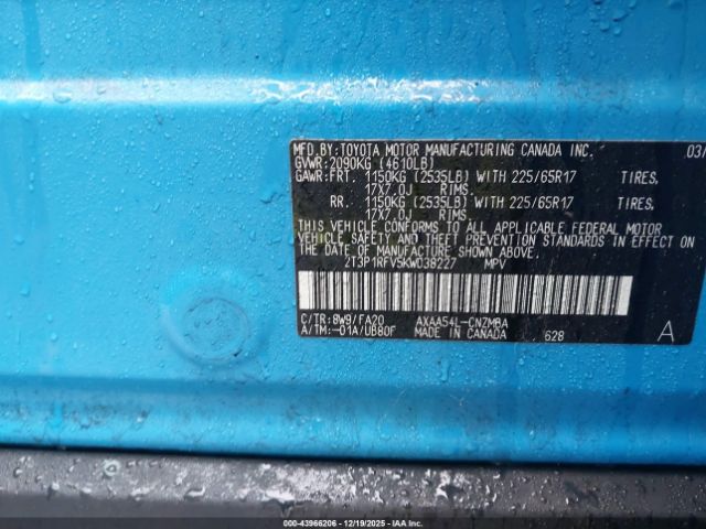 Toyota RAV4 Xle Image 2