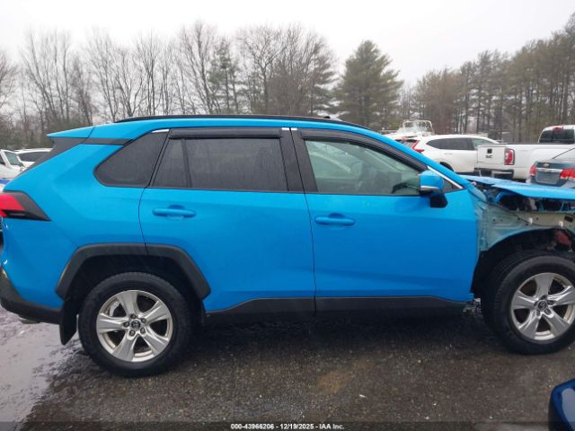 Toyota RAV4 Xle Image 15