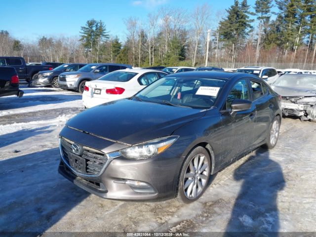 Mazda Mazda3 Touring Image 9