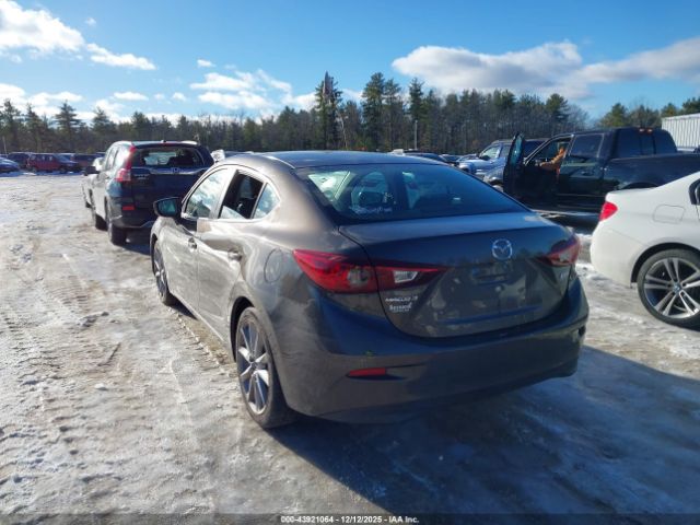 Mazda Mazda3 Touring Image 10