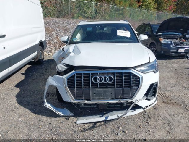 Audi Q3 Premium Plus 45 Tfsi S Line Quattro Tiptronic Image 4