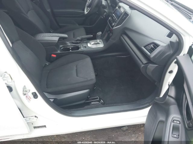 Subaru Impreza 2.0i Image 3