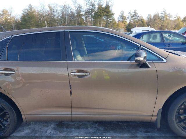 Toyota Venza Xle Image 17