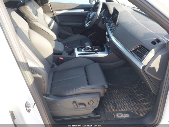 Audi Q5 Premium Plus 45 Tfsi S Line Quattro Image 4