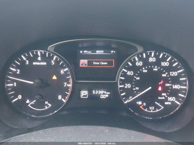 Nissan Pathfinder Platinum Image 13