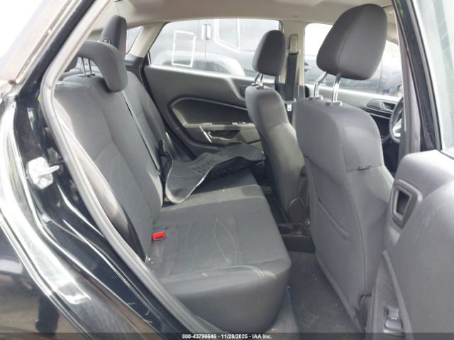 Ford Fiesta Se Image 11