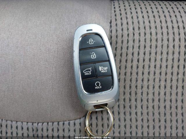 Hyundai SANTA FE Sel Image 16