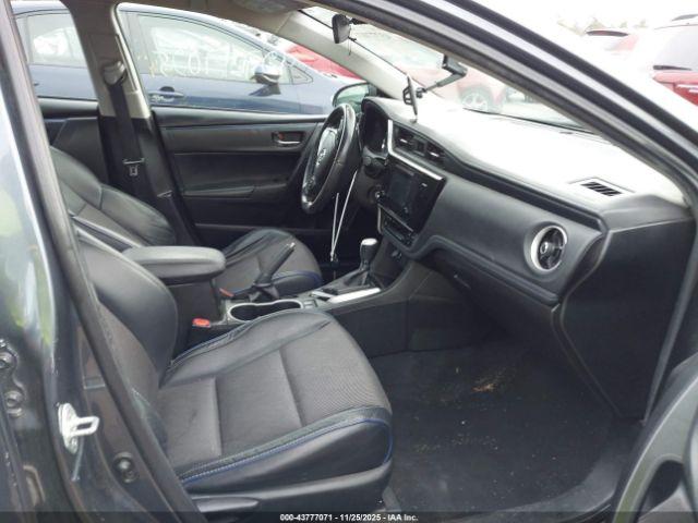 Toyota Corolla Se Image 14