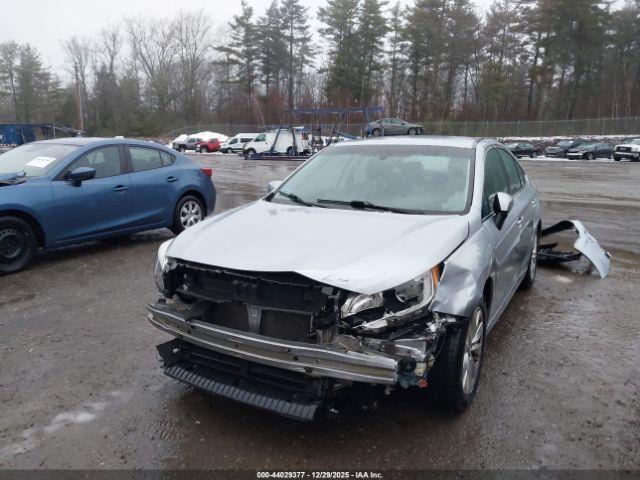 Subaru Legacy 2.5i Premium Image 4