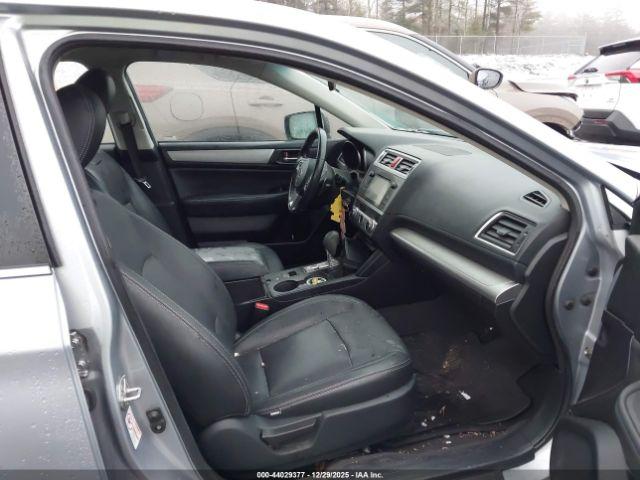 Subaru Legacy 2.5i Premium Image 9