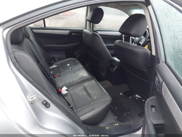 Subaru Legacy 2.5i Premium Image 10