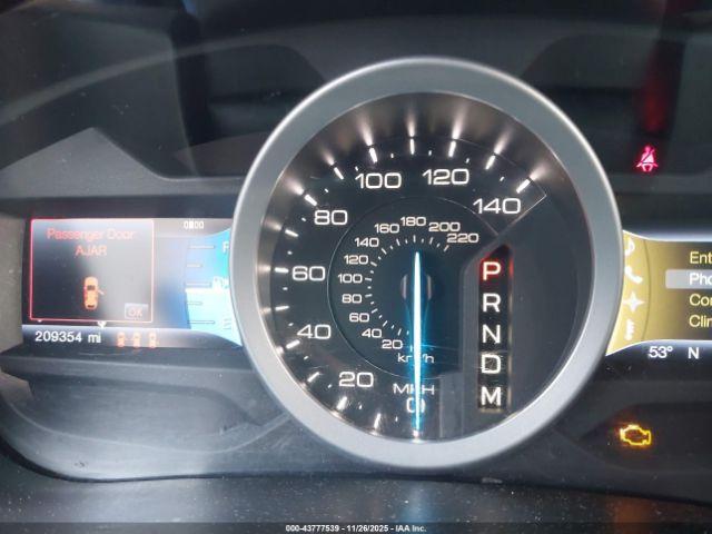 Ford Explorer Xlt Image 6