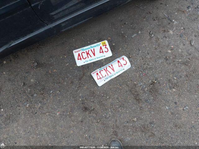 Ford Explorer Xlt Image 8