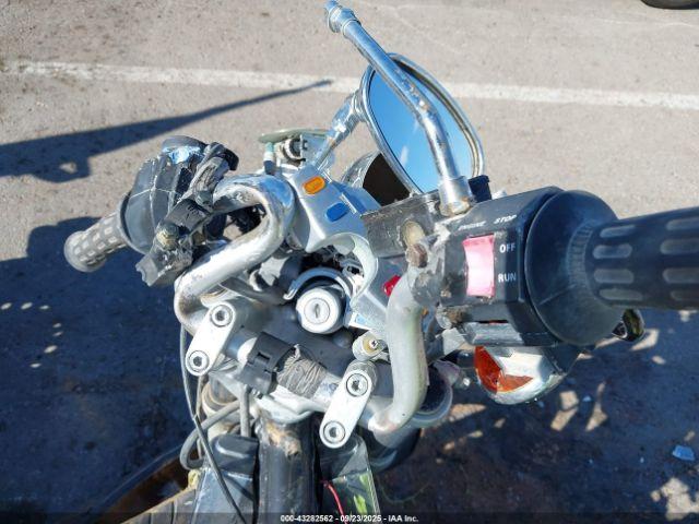 Yamaha Xj700 Image 9