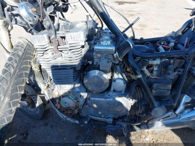 Yamaha Xj700 Image 4