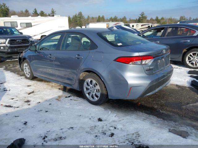 Toyota Corolla Le Image 9