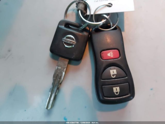 Nissan Frontier Sv Image 2