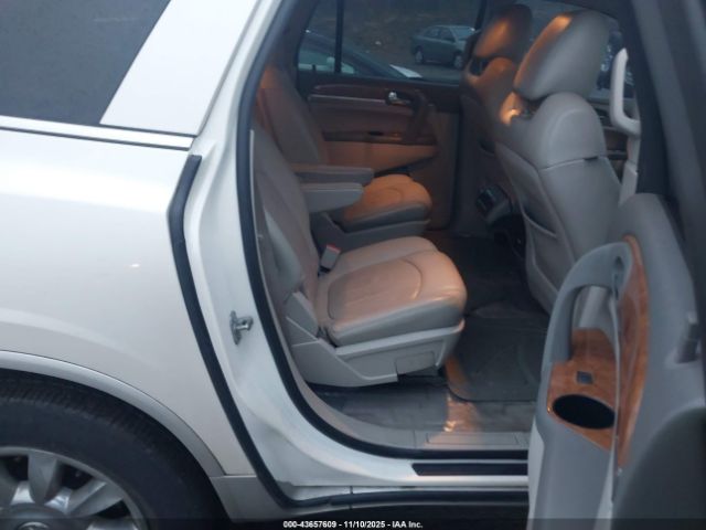 Buick Enclave Premium Image 8