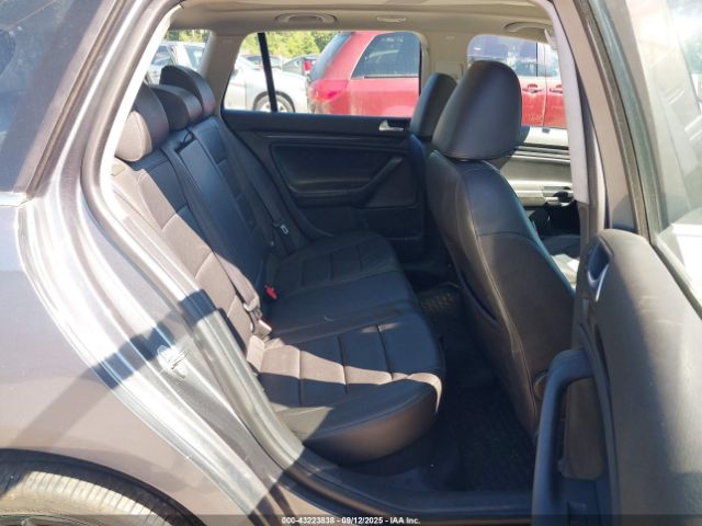 Volkswagen Jetta 2.0l Tdi Image 10