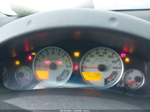 Nissan Frontier Pro-4x Image 17