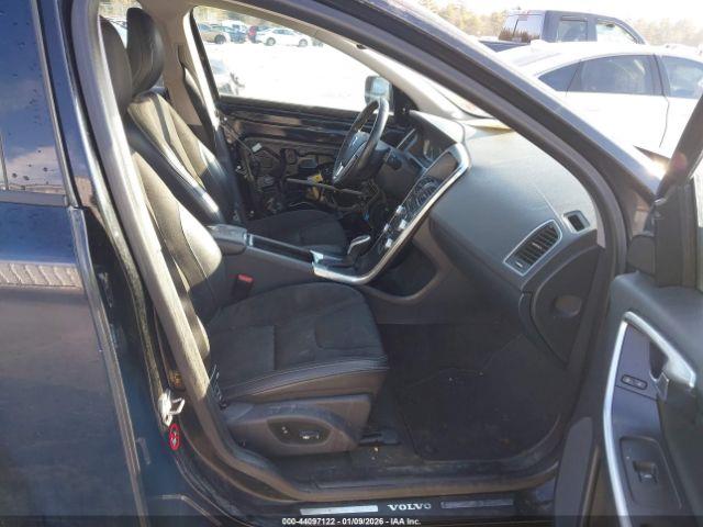 Volvo XC60 T5 Drive-e Image 9