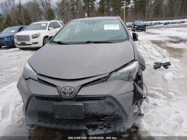 Toyota Corolla Se Image 17