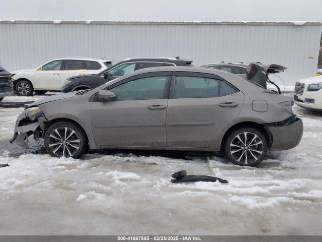 Toyota Corolla Se Image 13